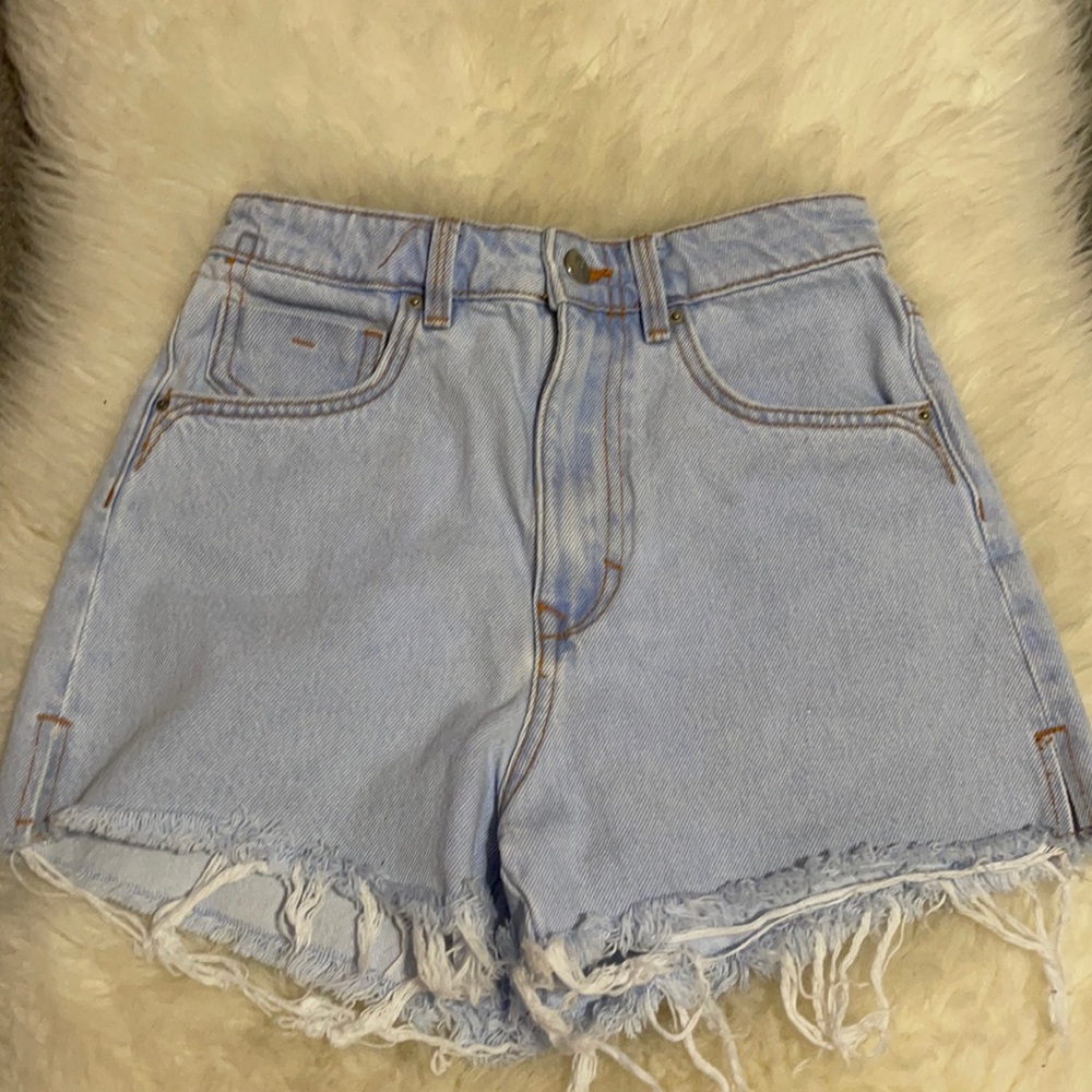 Zara Jean Short Size 2